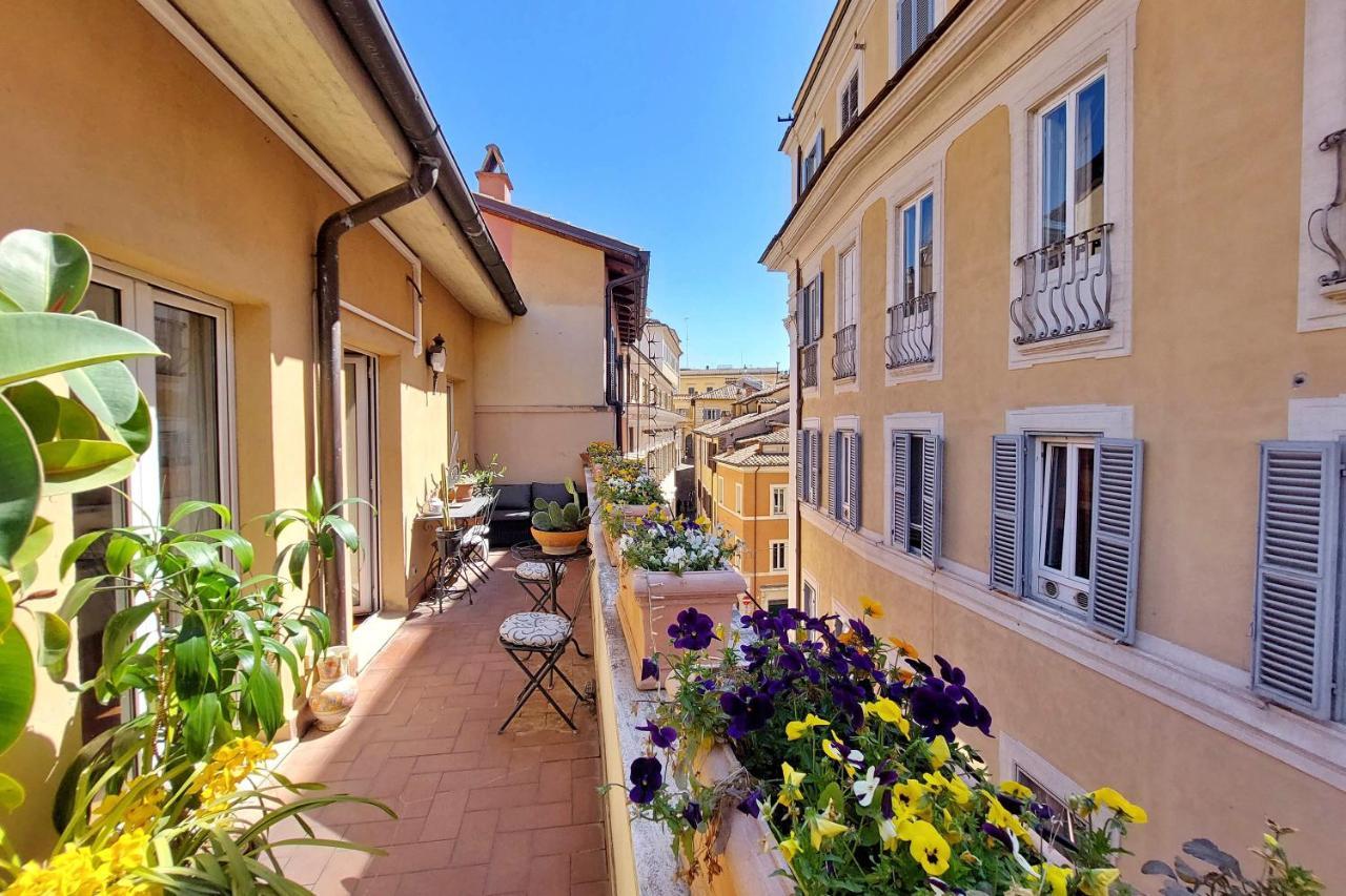 4Bnb - Luxury Trevi Apartment W Terrace Roma Eksteriør bilde