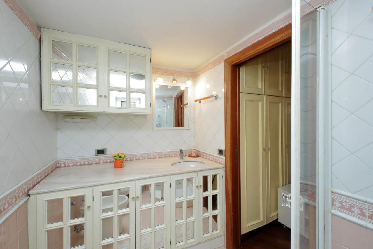 4Bnb - Luxury Trevi Apartment W Terrace Roma Eksteriør bilde