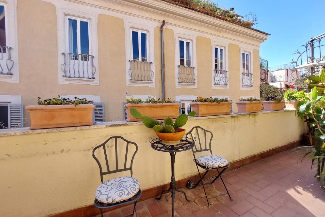 4Bnb - Luxury Trevi Apartment W Terrace Roma Eksteriør bilde