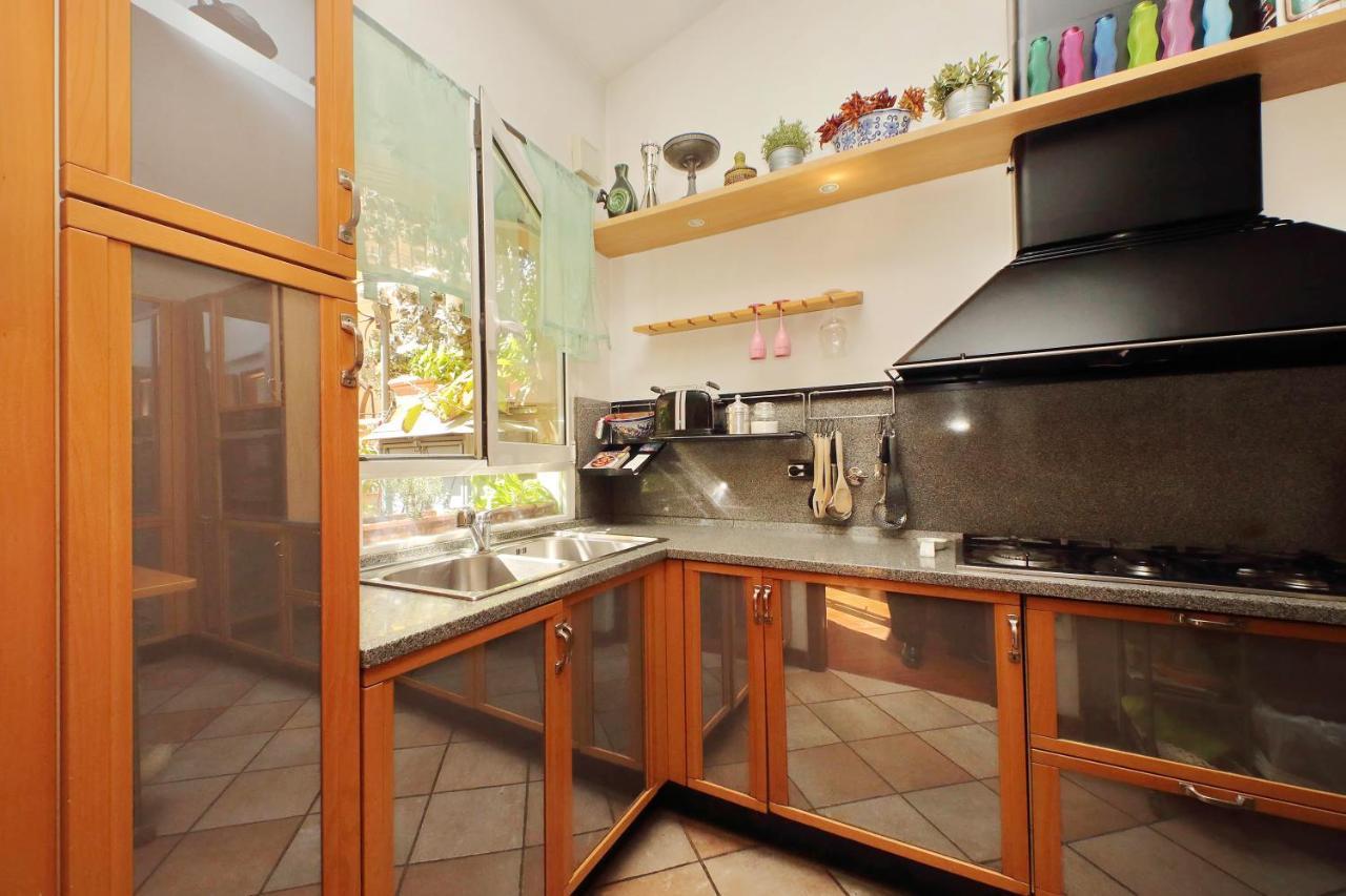 4Bnb - Luxury Trevi Apartment W Terrace Roma Eksteriør bilde