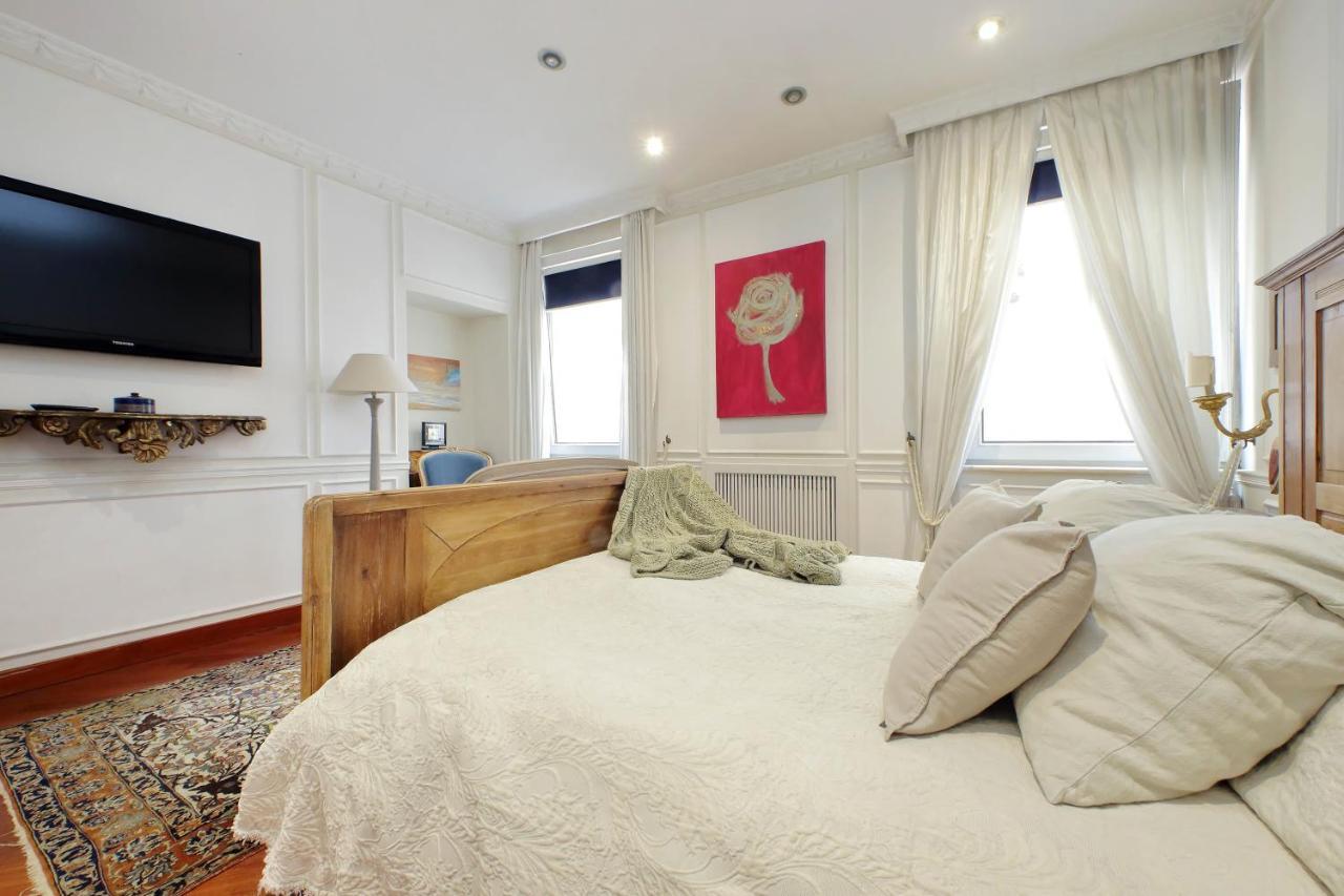 4Bnb - Luxury Trevi Apartment W Terrace Roma Eksteriør bilde
