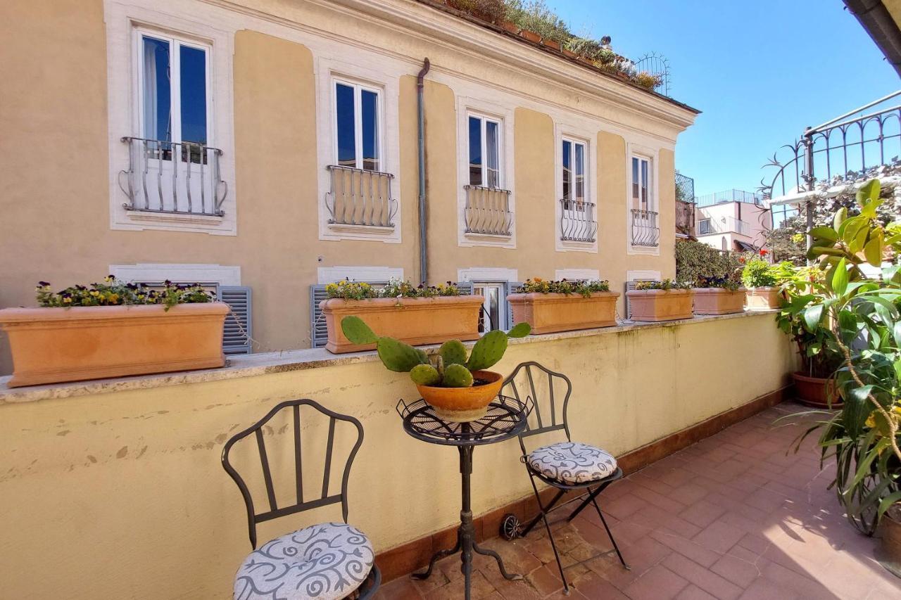 4Bnb - Luxury Trevi Apartment W Terrace Roma Eksteriør bilde